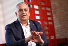 Autorizado, relator da CPMI do INSS diz que não visitará Bolsonaro