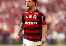 Flamengo vence no Maracanã e empata em número de pontos com Palmeiras
