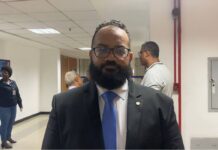 Deputado Diz Que Lula Tenta Resolver Problema Que Ele Próprio Cria
