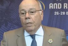 Reuniões para suspender tarifaço começam ainda hoje, diz Mauro Vieira