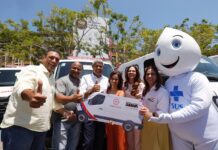 Soane Galvão entrega van-ambulância e reforça compromisso com a saúde de Ubaitaba