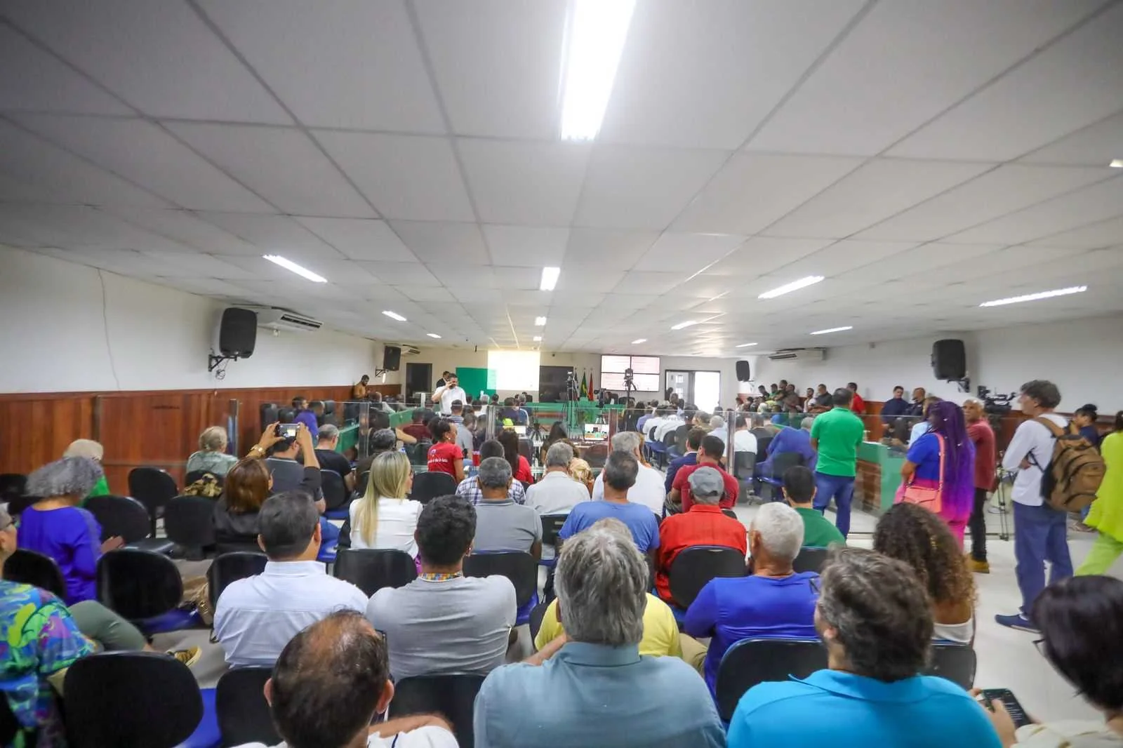 Prefeitura de Ilhéus reforça importância da participação popular na audiência pública sobre a LOA.