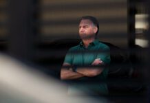 O que acontece após Bolsonaro ser preso com tornozeleira violada