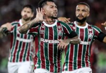 Em um clássico movimentado, Fluminense derrota Flamengo no Maracanã Em um clássico movimento, Fluminense derrota Flamengo no Maracanã