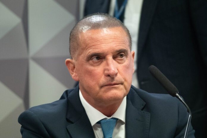Ex-ministro-Onyx-Lorenzoni-e-ouvido-pela-CPMI-do-INSS-que-apura-suspeitas-de-fraudes-em-descontos-in.jpeg