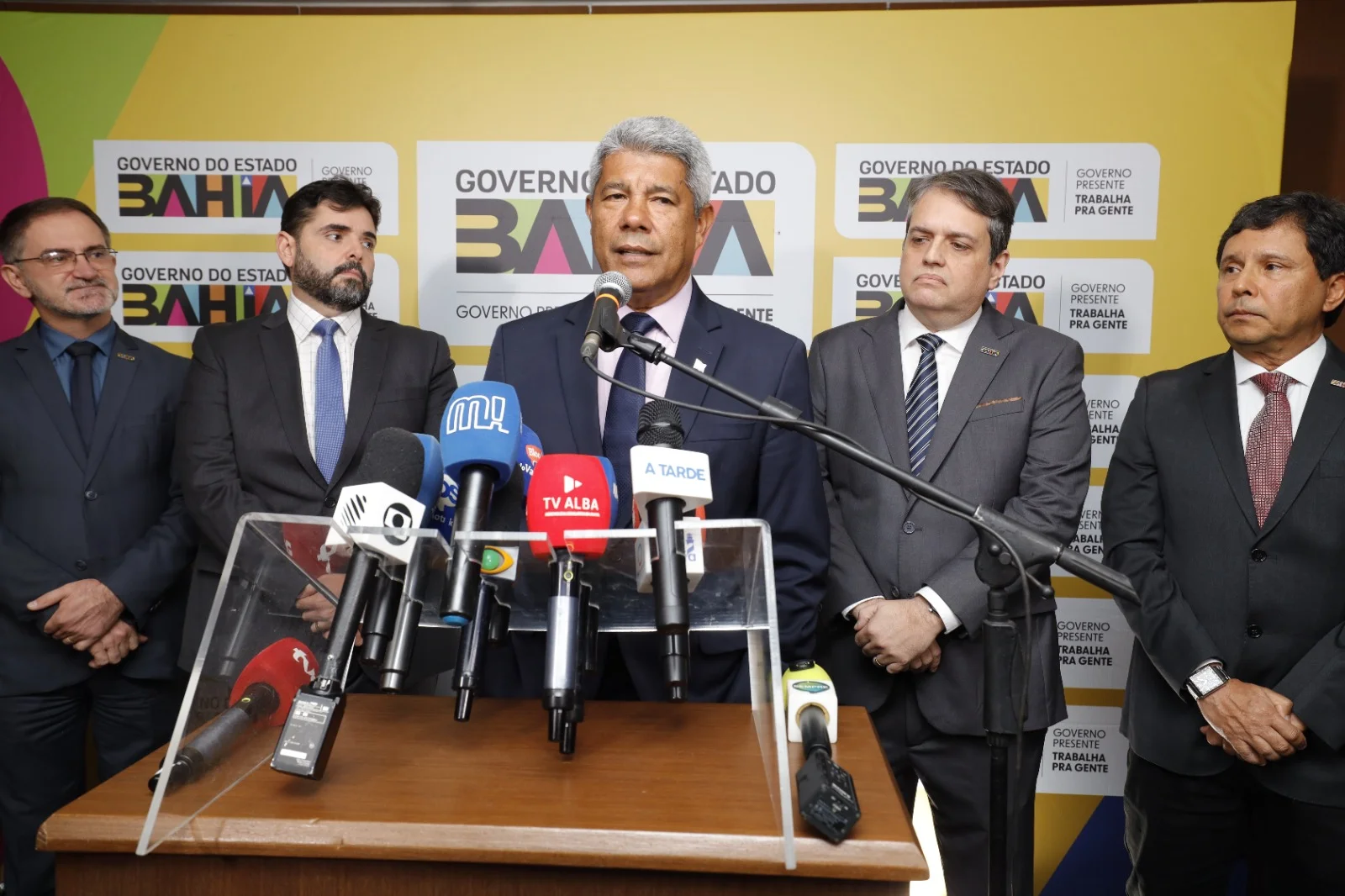 Governador anuncia titular da secretaria extraordinária para coordenar implantação da Ponte Salvador-Itaparica.