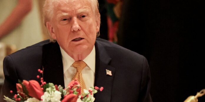 2025-12-25t011019z_1074516290_rc2cnia8tqd5_rtrmadp_3_usa-trump.jpg