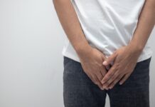 Alta de cirurgia de fimose em adolescentes alerta especialistas