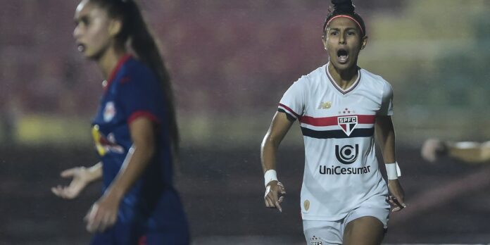 São Paulo e Grêmio abrem quartas de final da Copinha São Paulo e Grêmio abrem quartas de final da Copinha Feminina