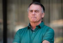 Bolsonaro já está em centro cirúrgico de hospital em Brasília