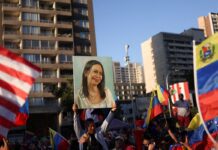 Descartada por Trump, Corina ataca Delcy e promete voltar à Venezuela