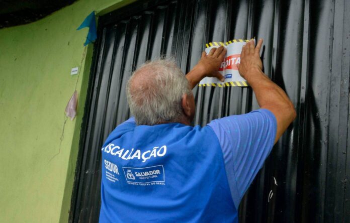Durante A Operação Lafayete, Ferros-velhos Irregulares Na Gamboa São Interditados