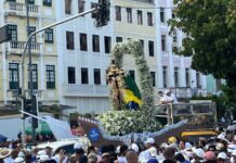 Imagem Do Senhor Do Bonfim Sai Da Basílica Da Conceição Da Praia Imagem Do Senhor Do Bonfim Sai Da Basílica Da Conceição Da Praia