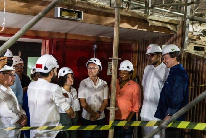 Obras Do Teatro Castro Alves Seguem Durante O Carnaval De Salvador