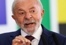 Lula anuncia isenção de visto a cidadãos chineses