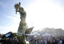 Organizadores da festa de Iemanjá em Ilhéus criticam decisão da prefeitura sobre concentração de shows; confira