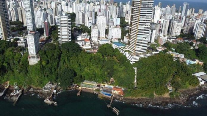 Justiça Suspende Lei E Barra Leilão De Terreno Na Vitória Justiça Suspende Lei E Barra Leilão De Terreno Na Vitória