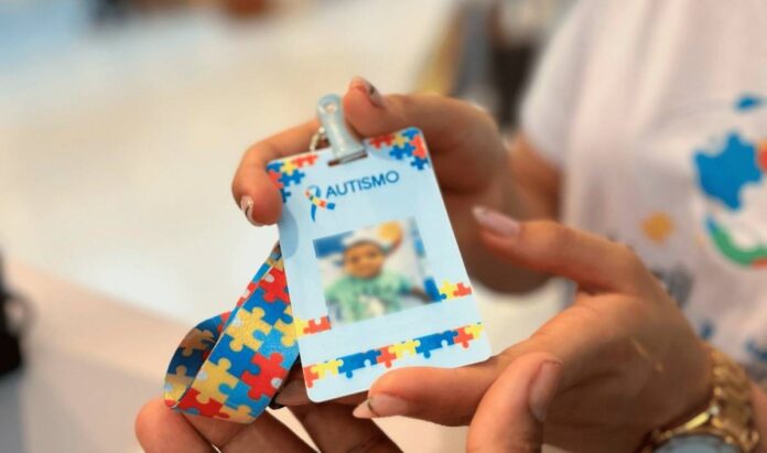Ação Oferece Confecção De Crachás De Identificação Para Pessoas Com TEA Em Feira De Santana