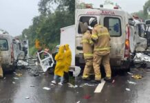Colisão Entre Ambulância E Caminhão Deixa Três Feridos Na BR-415 Colisão Entre Ambulância E Caminhão Deixa Três Feridos Na BR-415