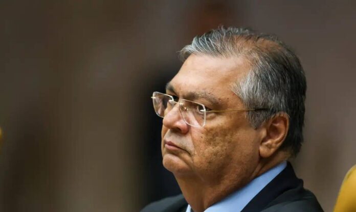 Dino Acaba Com Aposentadoria Compulsória Como Punição A Juízes; Veja Dino Acaba Com Aposentadoria Compulsória Como Punição A Juízes; Veja Mudanças