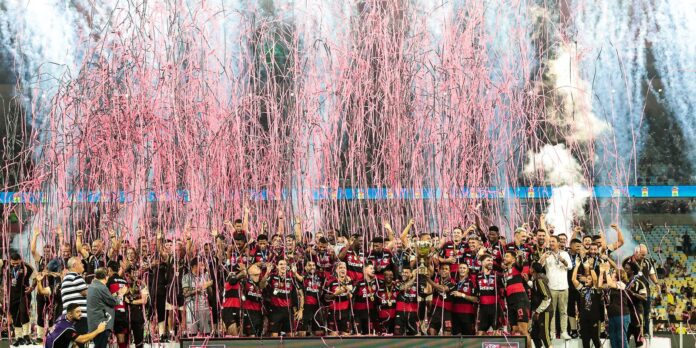 Flamengo vence Fluminense nos pênaltis e fatura tricampeonato carioca Flamengo vence Fluminense nos pênaltis e fatura tricampeonato carioca