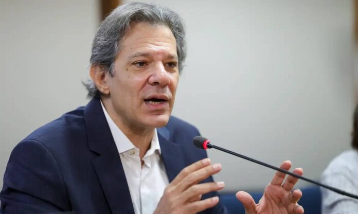 Governo Anuncia Pacote De R$ 30 Bilhões Para Reduzir Impacto Do Diesel