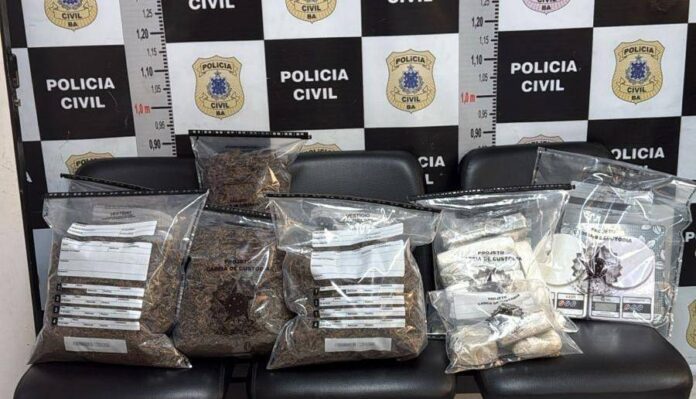 Polícia Encontra Centro De Distribuição De Drogas Com Delivery Em Feira De Santana