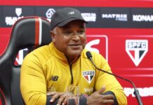Roger Machado é anunciado como novo técnico do São Paulo Roger Machado é anunciado como novo técnico do São Paulo