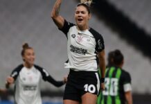 Sob o comando de Gabi Zanotti, Corinthians goleia América-MG Sob o comando de Gabi Zanotti, Corinthians goleia América-MG