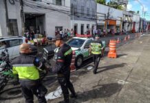 Transalvador Monta Operação No Mercado Do Peixe E Na Feira De São Joaquim Na Semana Santa Transalvador Monta Operação No Mercado Do Peixe E Na Feira De São Joaquim Na Semana Santa