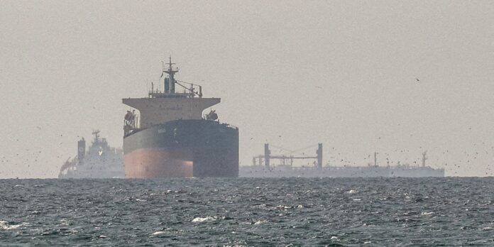 1776100285_2026-03-31t123057z_1567743119_rc2b2kaowaws_rtrmadp_3_oil-prices.jpg