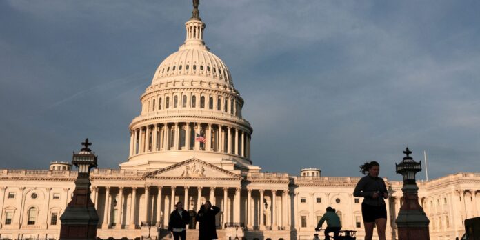2026-01-03t191712z_1_lynxmpem020h8_rtroptp_4_eua-venezuela-congresso-democratas.jpg