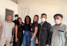 Prefeitura entrega próteses dentárias em Castelo Novo e beneficia moradores do Banco do Pedro.
