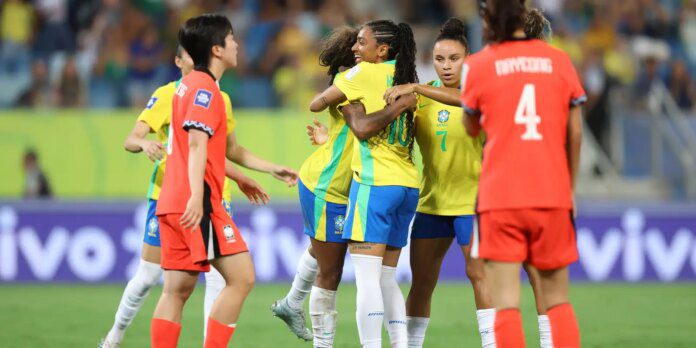 Brasil deslancha com Kerolin e goleia Coreia do Sul pelo Brasil deslancha com Kerolin e goleia Coreia do Sul pelo Fifa Series