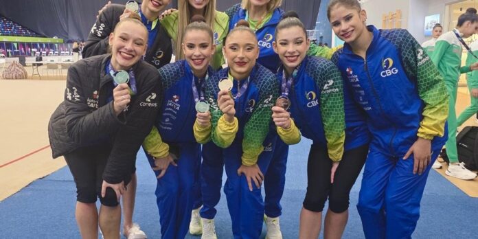 Brasil é prata com nova série de 5 bolas em Brasil é prata com nova série de 5 bolas em etapa da Copa do Mundo