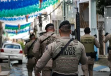 Mulher é Morta A Tiros Dentro De Casa Em Salvador; Namorado é Suspeito Mulher é Morta A Tiros Dentro De Casa Em Salvador; Namorado é Suspeito