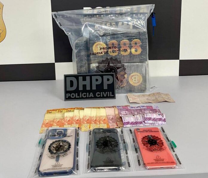 Polícia Intercepta 7,5 Kg De Cocaína Na BA-052 Que Seriam Entregues Em Salvador
