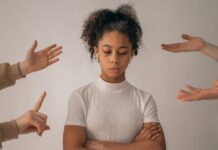 Quatro Em Cada Dez Adolescentes Já Sofreram Bullying Na Escola, Aponta IBGE Quatro Em Cada Dez Adolescentes Já Sofreram Bullying Na Escola, Aponta IBGE