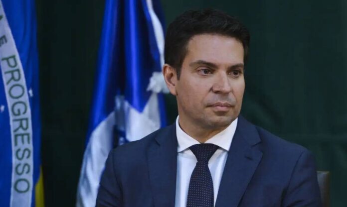 Ramagem é Solto Após Dois Dias Preso Nos EUA Ramagem é Solto Após Dois Dias Preso Nos EUA