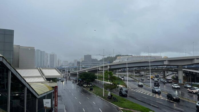 Salvador Entra Em Nível De Atenção Após Chuvas Intensas