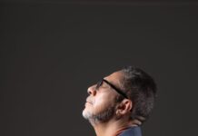 DEUS NÃO AMALDIÇOA: UMA ANÁLISE TEOLÓGICA SOBRE RESPONSABILIDADE ESPIRITUAL E FRUTIFICAÇÃO