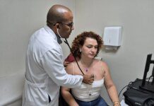 Hospital Materno-Infantil em Ilhéus retoma serviço de endocrinologia com foco em gestantes de alto risco e público trans.