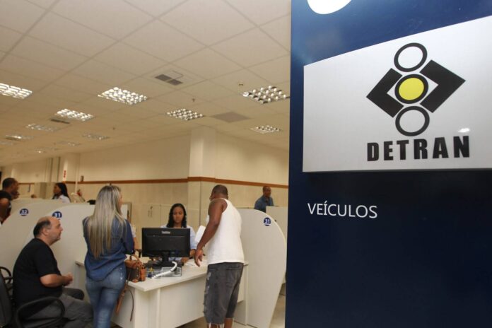 Detran-BA Abre Seleção Com 170 Vagas E Salários De Até R$ 3,8 Mil