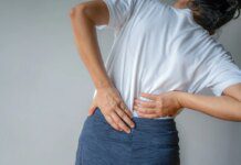 Dor na lombar todo dia? Entenda os sinais que o corpo pode estar dando Ícone de sino para notificações