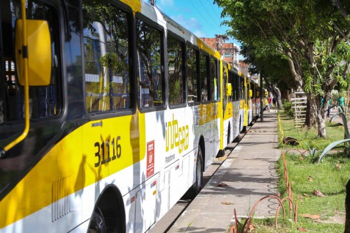 Linha De ônibus Em Salvador Ganha Seis Novas Viagens Em Linha De ônibus Em Salvador Ganha Seis Novas Viagens Em Dias úteis