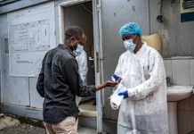 OMS sobe o nível de risco do surto de ebola para “muito alto” Ícone de sino para notificações
