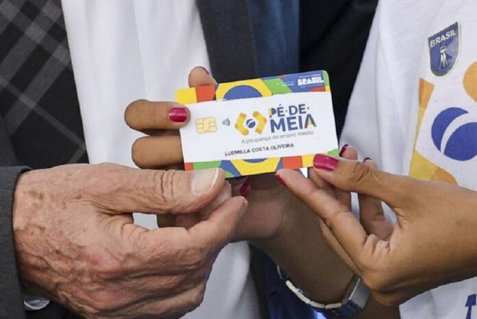 Pé-de-Meia Começa A Pagar Terceira Parcela Nesta Segunda-feira (25)