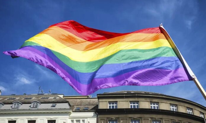 Projeto Aprovado Em São Paulo Prevê Multa Para Presença De Menores Em Eventos LGBTQIAPN+