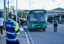 Semob Intensifica Fiscalização De ônibus Com A Operação Pare No Ponto Em Salvador Semob Intensifica Fiscalização De ônibus Com A Operação Pare No Ponto Em Salvador