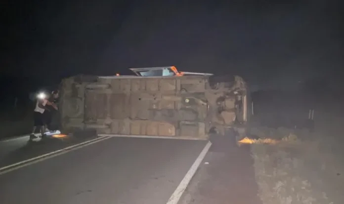 Van Que Levava Banda Capota E Deixa Cinco Feridos Na Bahia